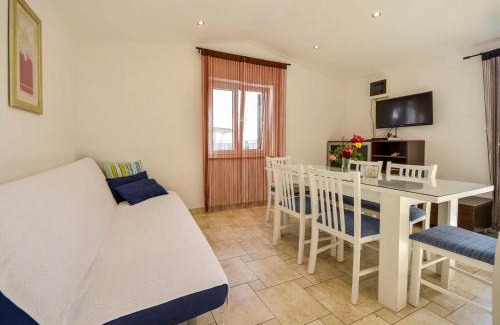 Karlobag Apartamento | Apartment Angelina-2 by Interhome