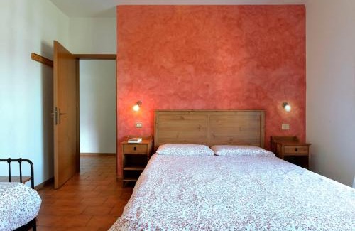Caldonazzo Apartamento | Apartment Anna-2 by Interhome