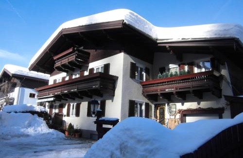 Viehhofen Apartamento | Apartment Anna