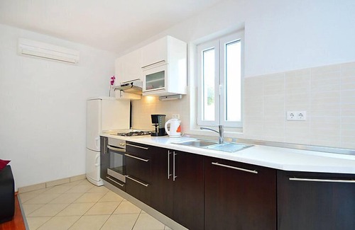 Brodarica Apartamento | Apartamento Ante by Interhome