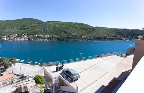Mokosica Apartamento | Apartment Any - One Bedroom Apartment with Terrace and Sea View