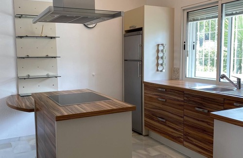 La Cala de Mijas Apartamento | Apartamento 'Apart Mijas playa Club - La Cala' cerca de la playa con piscina compartida, A/C y Wi-Fi