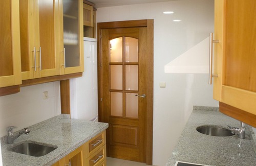 Cervantes Apartamento | Apartamento 'Apartamento Góngora Congresos' con vistas a la montaña, Wi-Fi y aire acondicionado