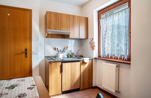 Strembo Apartamento | Apartamento "Aparthotel Strembo Pedrotti" con vistas a la montaña y jardín compartido