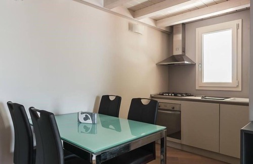 San Donato Apartamento | Apartamento-Apartamento-Baño con ducha-Vista a la Ciudad-Superior