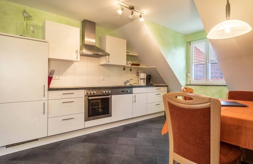 Tettnang Apartamento | Apartamento "Apfelblüte" en Granja cerca del Lago de Constanza con Terraza y Piscina