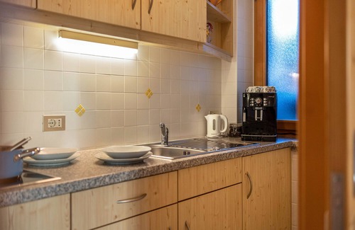 Acereto Apartamento | Apartamento App Hubertus - Sagernock con vistas a la montaña, balcón orientado al sur y WLAN