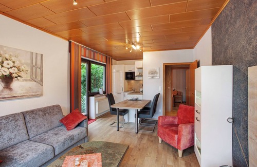 Ortsmitte Apartamento | Apartamento 'Appartment 11' con vistas a la montaña, terraza privada y Wi-Fi