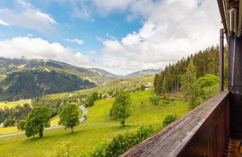 Muehlbach Am Hochkoenig Apartamento | Apartment Appartement Andrea by Interhome