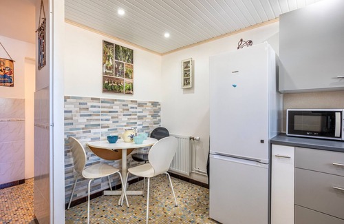 Challans Apartamento | Apartamento 'Appartement Entre Mer Et Marais' con terraza compartida, Wi-Fi y aire acondicionado