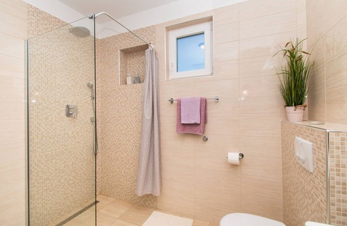 Bicine Apartamento | Apartment Ariela (84581-A1) - Skradin