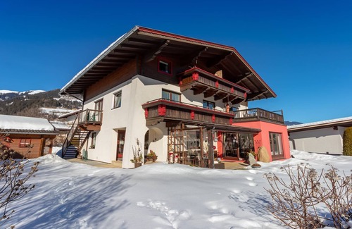 Muhlbach im Pinzgau Apartamento | Apartamento en Bramberg cerca de Wildkogel