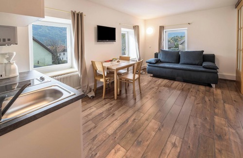 Sankt Martin Apartamento | Apartamento "Sophia" con vistas a la montaña, sauna, Wi-Fi y terraza