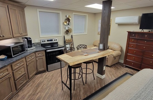 Lenoir Apartamento | Apartment at the base of the Blue Ridge Mountains