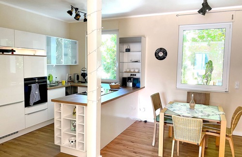Rhein-Erft-Kreis District Casa | Apartment at the castle