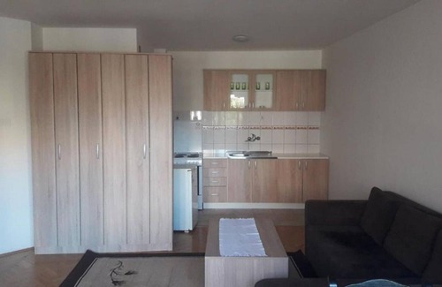 Trebinje Apartamento | Apartment Aurora - Studio Apartment with Balcony