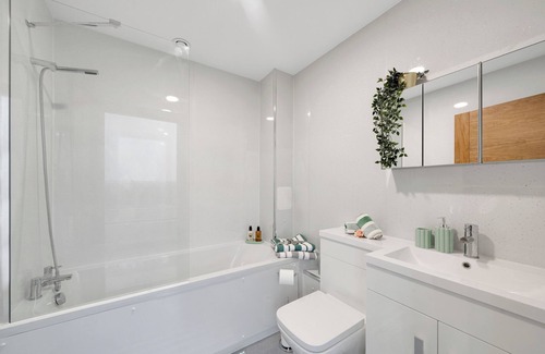 Valentines Apartamento | Apartment Available in Ilford, East London