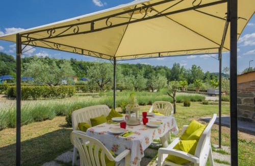Reggello Apartamento | Apartment Azalea by Interhome