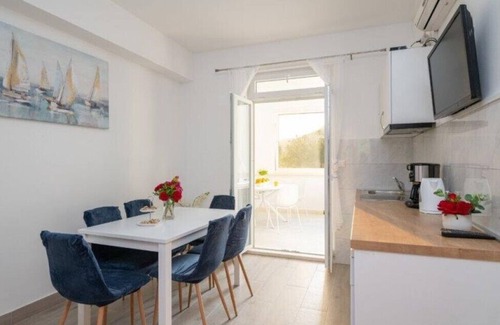 Komolac Apartamento | Apartment Azzurro 1 by Villas Guide