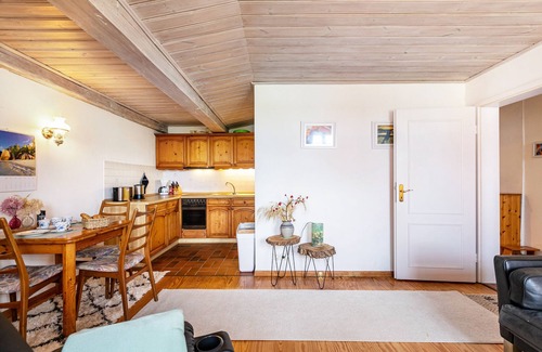 Emmelsbuell-Horsbuell Apartamento | Apartamento 'Ferienwohnung Benninghusum' con jardín compartido y Wi-Fi