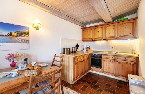 Emmelsbuell-Horsbuell Apartamento | Apartamento 'Ferienwohnung Benninghusum' con jardín compartido y Wi-Fi
