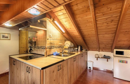 Granadilla de Abona Apartamento | Apartamento 'Buhardilla Armonia Rural' con vistas al mar, piscina compartida, jardín y Wi-Fi