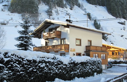 Dornauberg Apartamento | Apartamento Babsi by Interhome