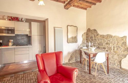 San Pietro in Bossolo Apartamento | Apartment Badia a Passignano-1 by Interhome