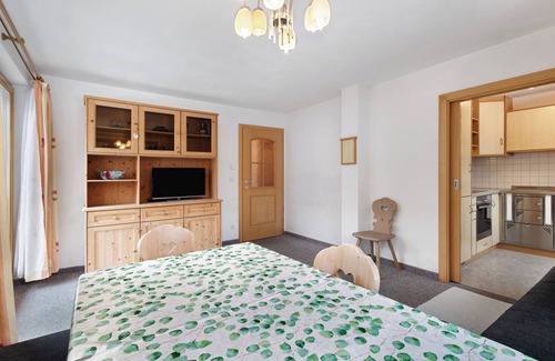 Val di Vizze Apartamento | Apartamento 'Bartlhof Refugium/Ritiro Felsenruh' con vistas a la montaña, terraza privada y Wi-Fi