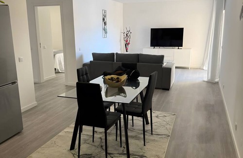 Praia da Rocha Apartamento | Apartment 'Beje - Atlantico' with Sea View, Wi-Fi and Air Conditioning