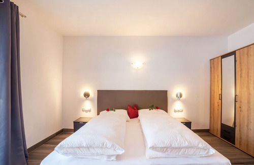 Avelengo Apartamento | Apartamento "Ferienwohnung Berger 1" con vistas a la montaña, jardín compartido y Wi-Fi