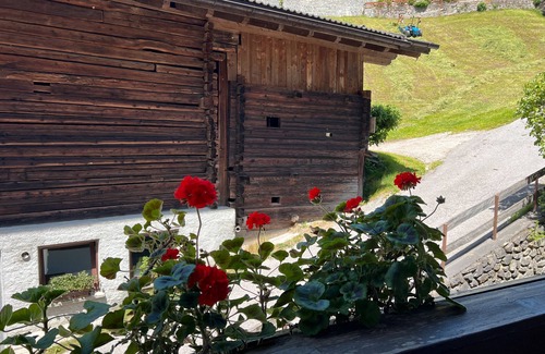 San Giacomo Apartamento | Apartamento 'Bergkristall 2' con vistas a la montaña, jardín compartido y Wi-Fi