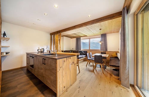 Naturno Apartamento | Apartamento "Bergsteiger - Patleidhof" con vistas a la montaña, terraza compartida y Wi-Fi