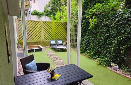 Ostliche Altstadt Apartamento | Apartment BERNSTEIN ruhig, familienfreundlich mit Garten