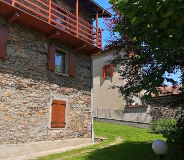 Comero Apartamento | Apartment Bianca with private garden