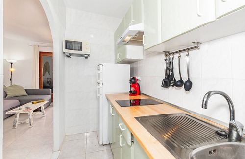 Cala en Forcat Apartamento | Apartamento 'Biniforcat' con piscina compartida, terraza privada y Wi-Fi