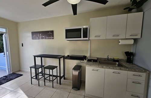 Puerto Nuevo Apartamento | Apartment Black & White with Jacuzzi on Terrace Cozy and Modern