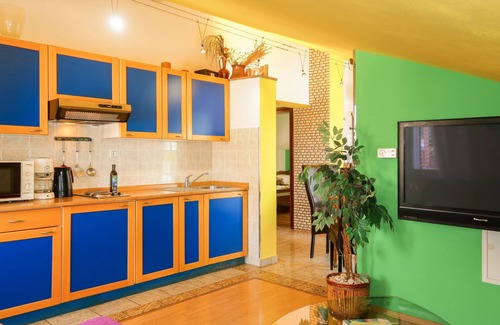 Marsici Apartamento | Apartamento Blekic by Interhome