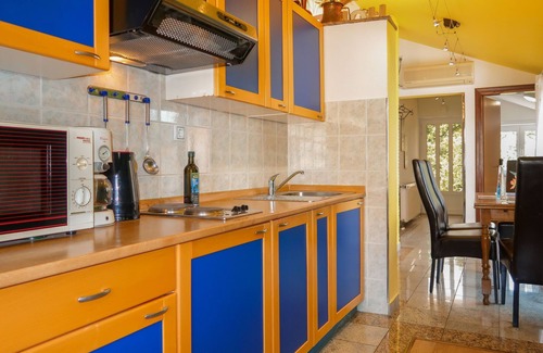 Marsici Apartamento | Apartamento Blekic by Interhome