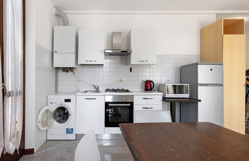 Pizzoletta Cama Y Desayuno | Apartment 'Boccadoro Apartament' with Shared Terrace, Wi-Fi and Air Conditioning