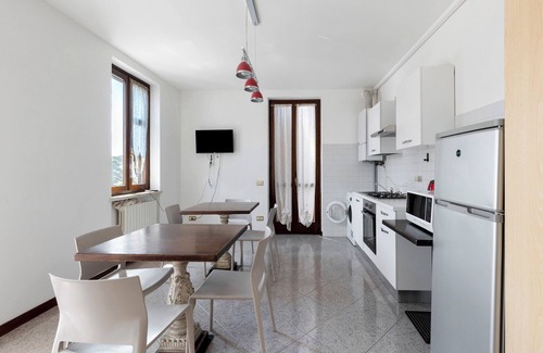Pizzoletta Cama Y Desayuno | Apartment 'Boccadoro Apartament' with Shared Terrace, Wi-Fi and Air Conditioning