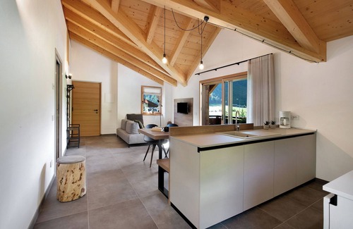 Livigno Apartamento | Apartamento 'Botton D'oro Camping Stella Alpina' con vistas a la montaña, jardín compartido y Wi-Fi