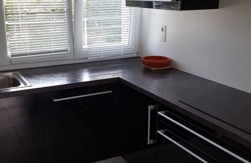 L'Aber Vrac'h Apartamento | Apartment bright and quiet , whith a sea view .