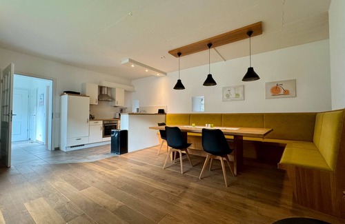 Eslohe Apartamento | Apartamento 'Brunnenhaus' con terraza privada, jardín privado y Wi-Fi