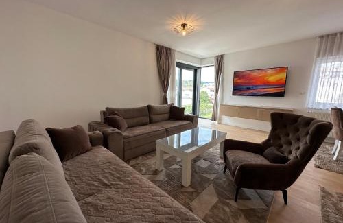 Alipasin Most Apartamento | Apartment by expert Ado
