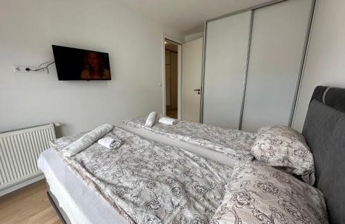 Alipasin Most Apartamento | Apartment by expert Ado