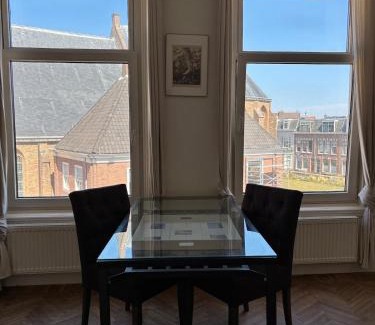 Scheveningen Badplaats Apartamento | Apartment by the Beach