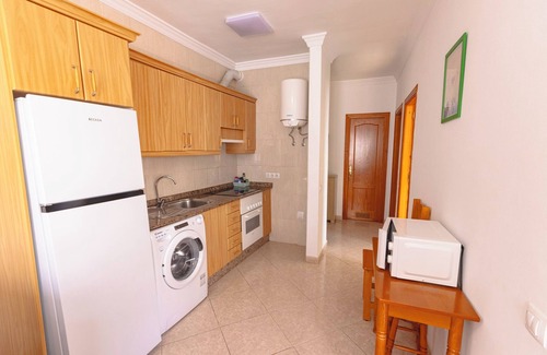 Gran Tarajal Apartamento | Apartamento vistas al mar, junto la playa, Wifi gratis, TV satélite