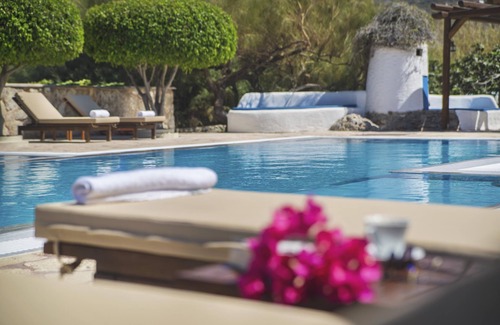 Tripitos Apartamento | Apartamento junto a la piscina en Sitia Oceanides
