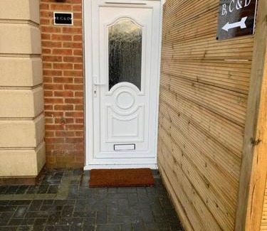 Beddington South Apartamento | Apartment C, a one bedroom Flat in south London
